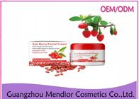 الصين Natural Goji Berry فيتامين أ كريم الوجه حمض الهيالورونيك الصحي / الريتينول 100 مل الشركة